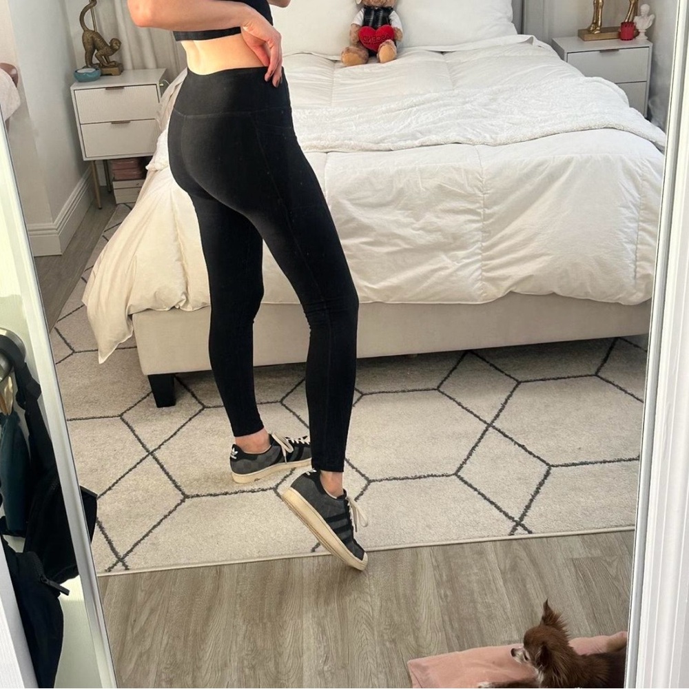 High Waisted Black Leggings w/ Pockets | Stretch Yoga Pants Size XS